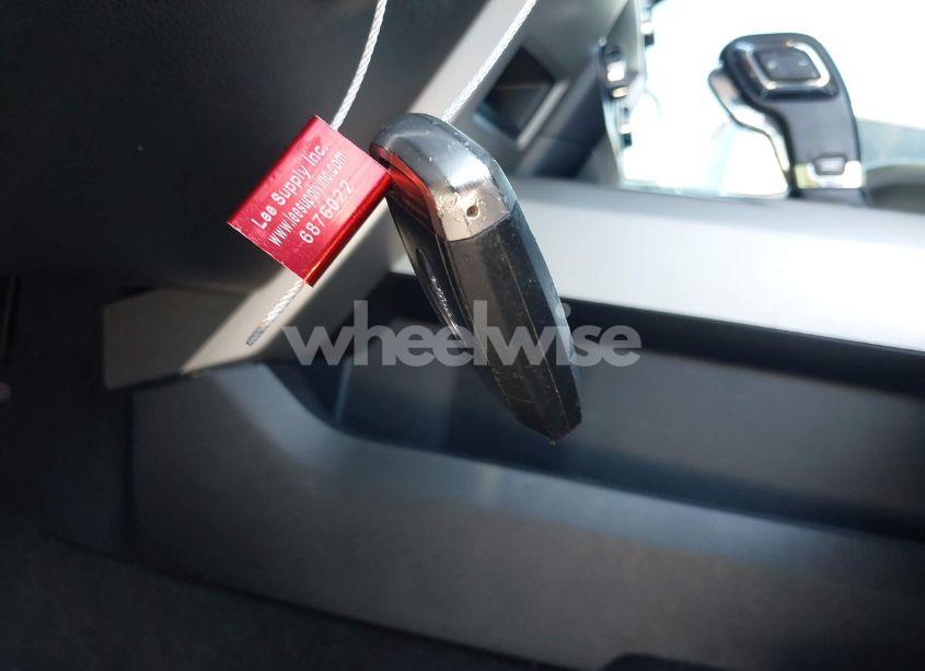 Photo 11 of 2020 Ford F-150 LARIAT (VIN 1FTEW1E56LFA63720)