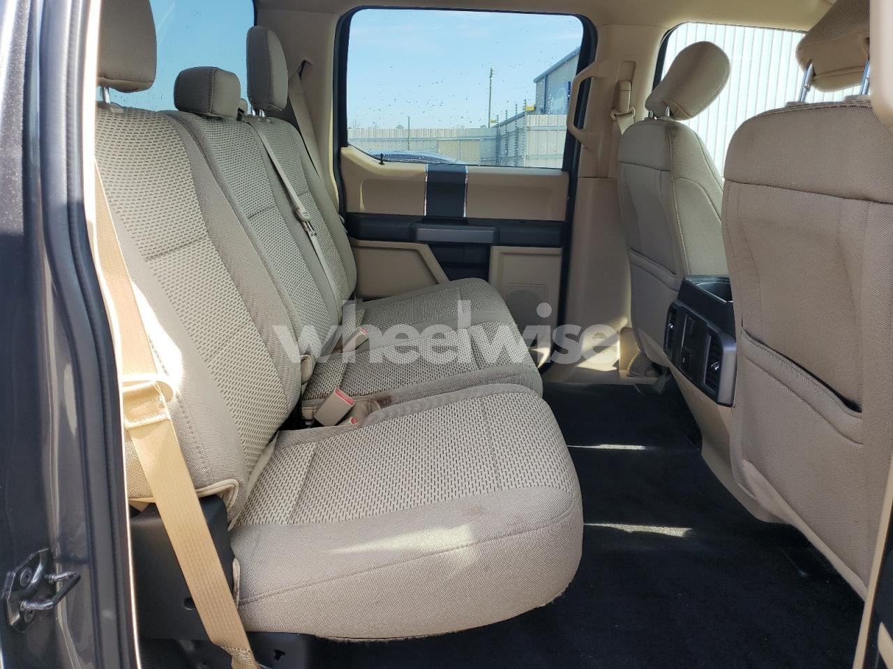 Photo 10 of 2018 FORD F150 SUPERCREW (VIN 1FTEW1E57JFA41125)