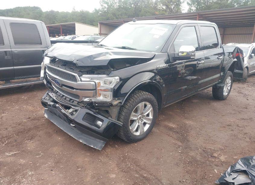 Photo 2 of 2018 Ford F-150 PLATINUM (VIN 1FTEW1E57JFB80123)