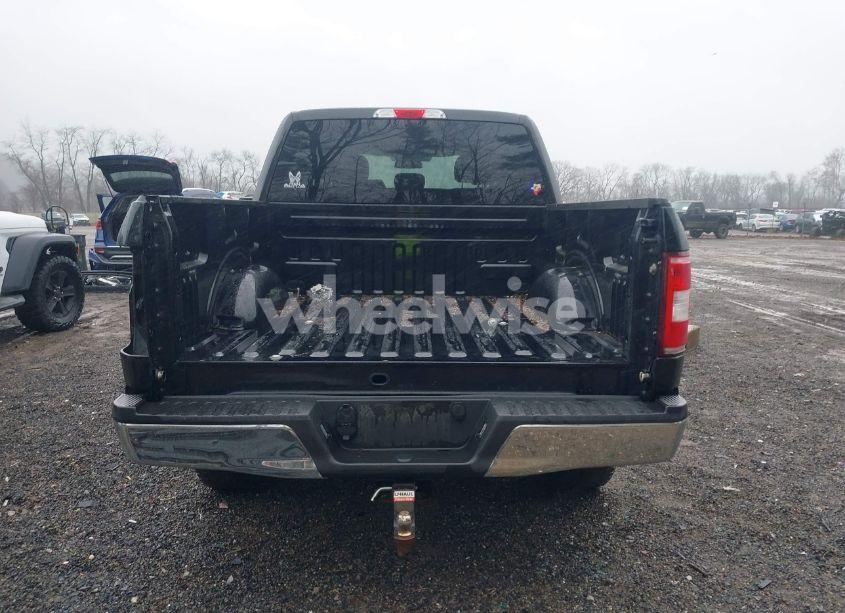 Photo 17 of 2018 Ford F-150 XLT (VIN 1FTEW1E57JFB87394)