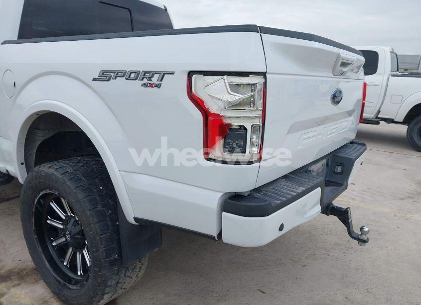 Photo 13 of 2018 Ford F-150 LARIAT (VIN 1FTEW1E57JFD89572)