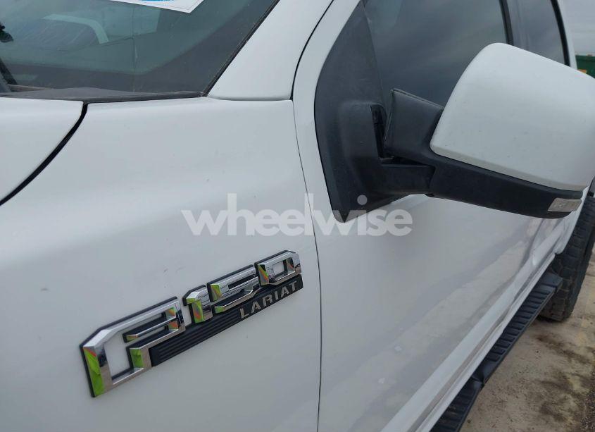 Photo 16 of 2018 Ford F-150 LARIAT (VIN 1FTEW1E57JFD89572)