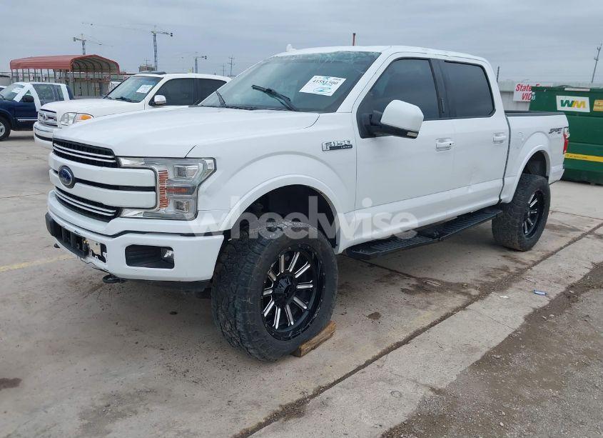 Photo 2 of 2018 Ford F-150 LARIAT (VIN 1FTEW1E57JFD89572)