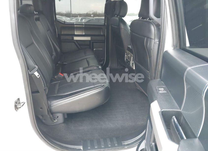 Photo 8 of 2018 Ford F-150 LARIAT (VIN 1FTEW1E57JFD89572)