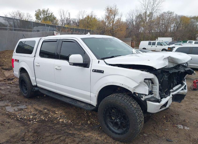 2018 Ford F-150 LARIAT (VIN 1FTEW1E57JKD62010) main photo