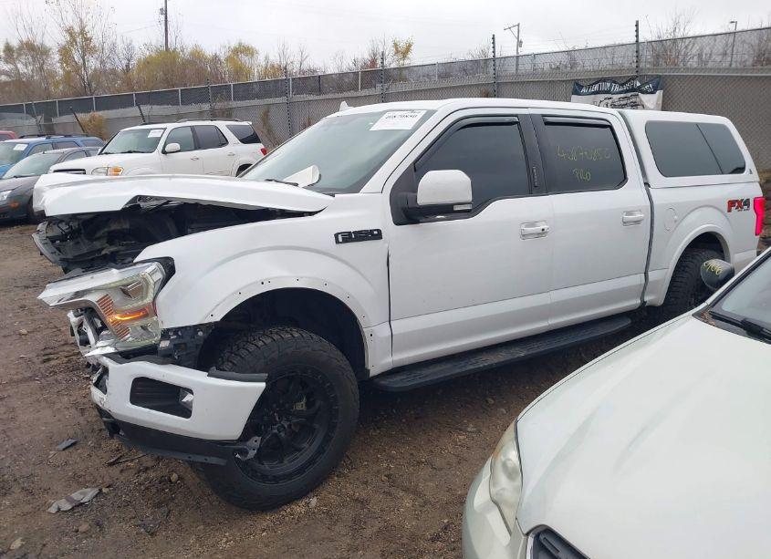 Photo 2 of 2018 Ford F-150 LARIAT (VIN 1FTEW1E57JKD62010)