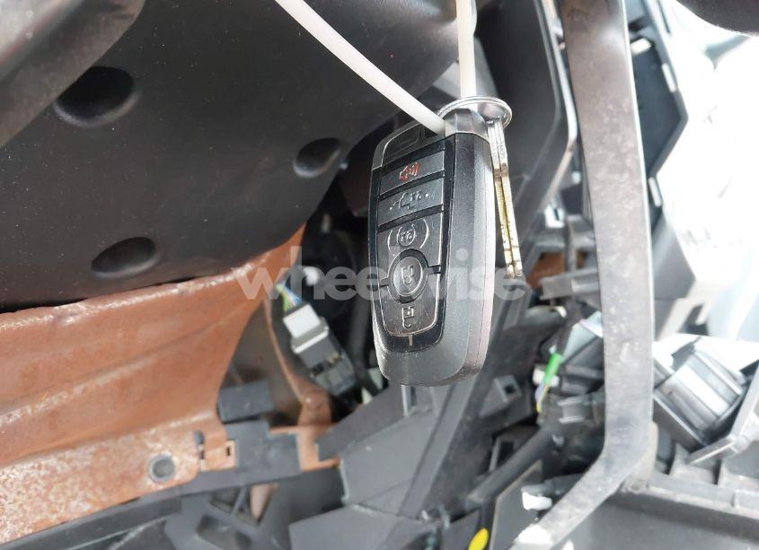 Photo 11 of 2019 Ford F-150 LARIAT (VIN 1FTEW1E57KFC64220)