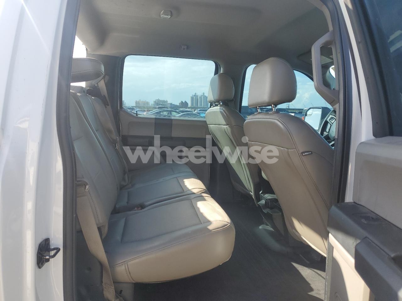 Photo 10 of 2019 FORD F150 SUPERCREW (VIN 1FTEW1E57KFD08314)