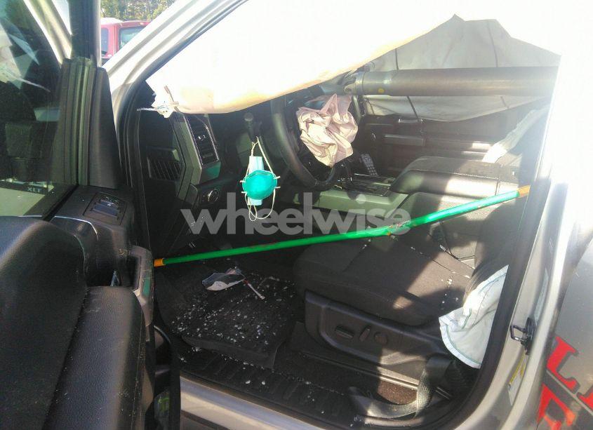 Photo 5 of 2019 Ford F-150 XLT (VIN 1FTEW1E57KFD44360)