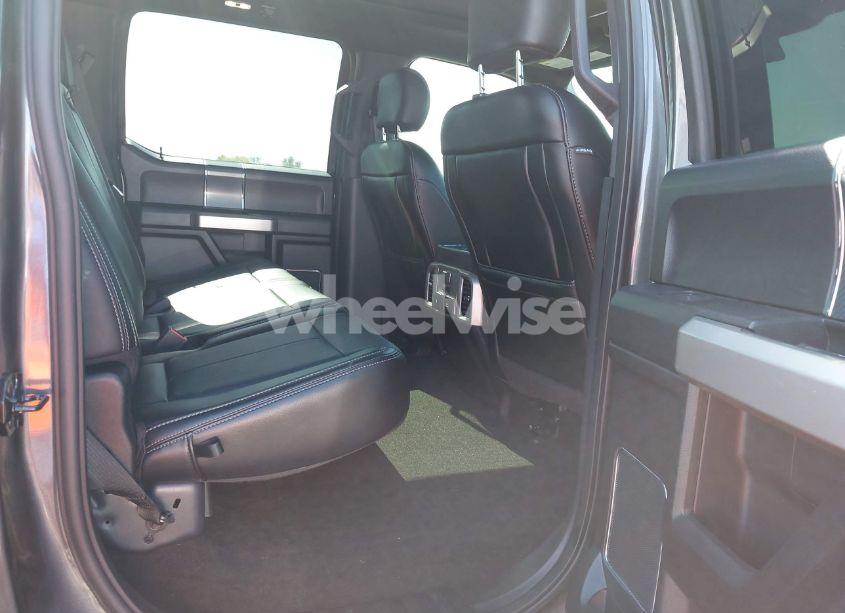 Photo 8 of 2019 Ford F-150 LARIAT (VIN 1FTEW1E57KKC12044)