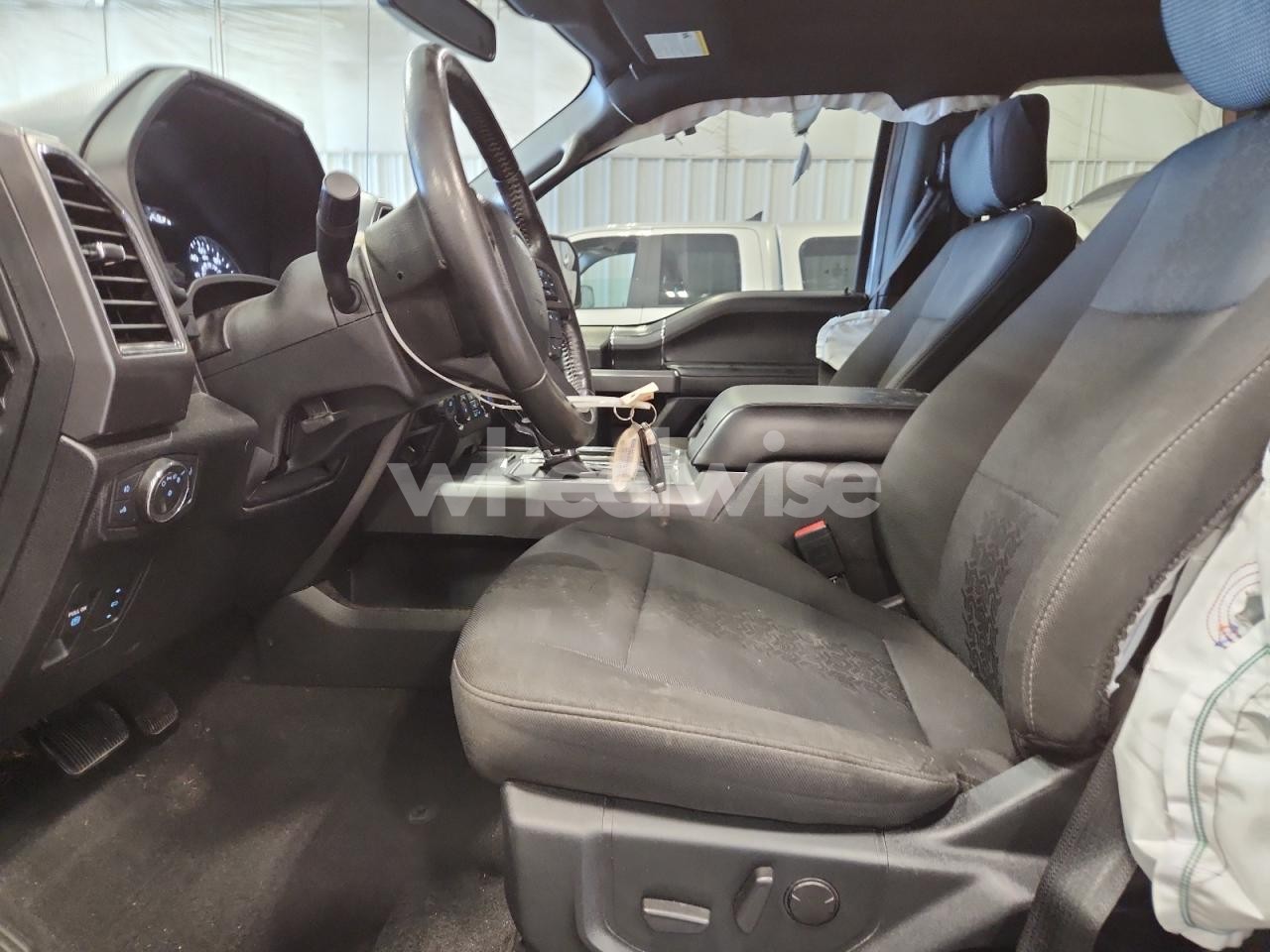 Photo 7 of 2020 FORD F150 SUPERCREW (VIN 1FTEW1E57LFC01619)