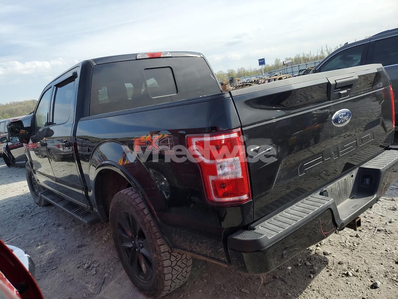 Photo 2 of 2019 FORD F150 SUPERCREW (VIN 1FTEW1E58KFC55462)