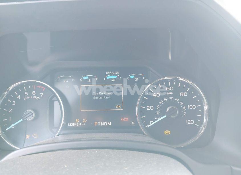 Photo 7 of 2019 Ford F-150 LARIAT (VIN 1FTEW1E58KKC18242)