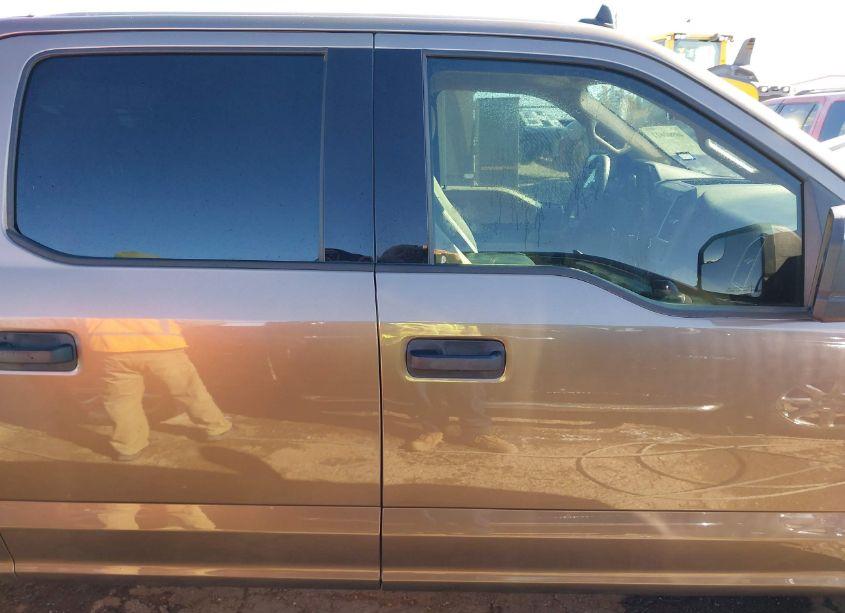 Photo 13 of 2020 Ford F-150 XLT (VIN 1FTEW1E58LKF46584)