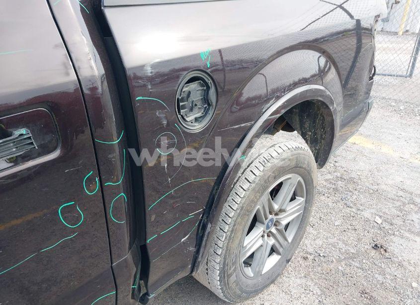 Photo 18 of 2018 Ford F-150 LARIAT (VIN 1FTEW1E59JFA99821)