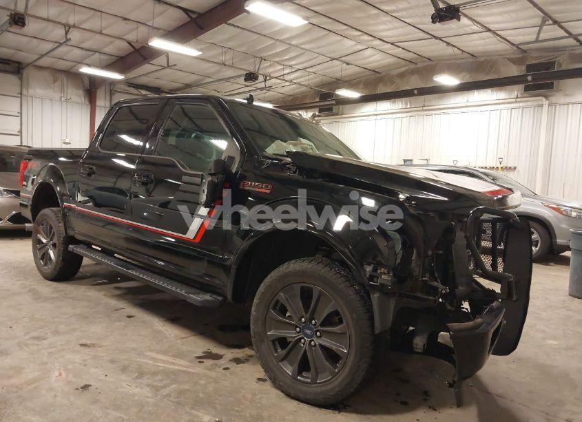 2018 Ford F-150 LARIAT (VIN 1FTEW1E59JFB23213) main photo