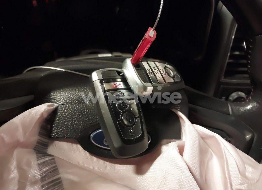 Photo 11 of 2018 Ford F-150 LARIAT (VIN 1FTEW1E59JFB23213)