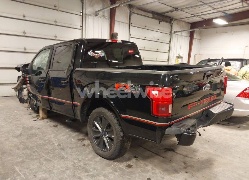Photo 3 of 2018 Ford F-150 LARIAT (VIN 1FTEW1E59JFB23213)