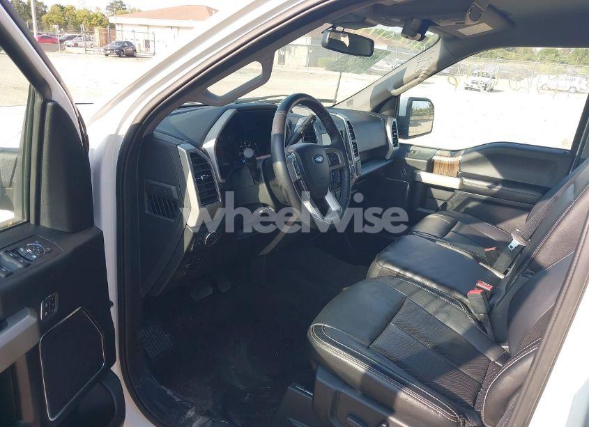 Photo 5 of 2020 Ford F-150 LARIAT (VIN 1FTEW1E59LFB13686)
