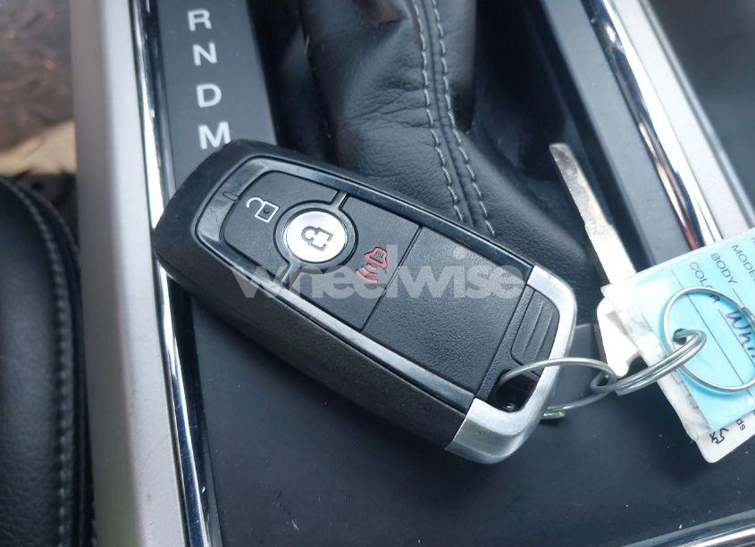 Photo 11 of 2020 Ford F-150 LARIAT (VIN 1FTEW1E59LFB68168)