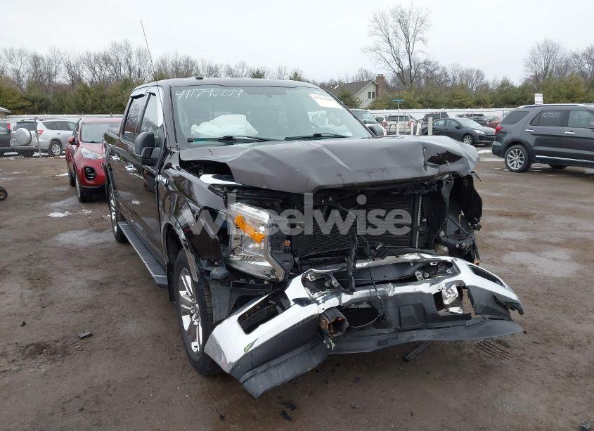 2018 Ford F-150 XLT (VIN 1FTEW1E5XJFA93705) main photo