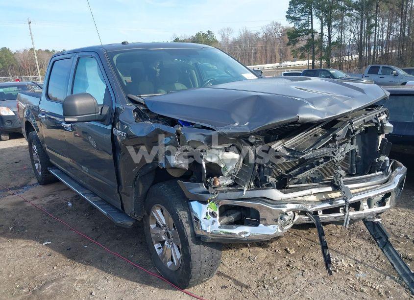 2018 Ford F-150 XLT (VIN 1FTEW1E5XJFE57816) main photo