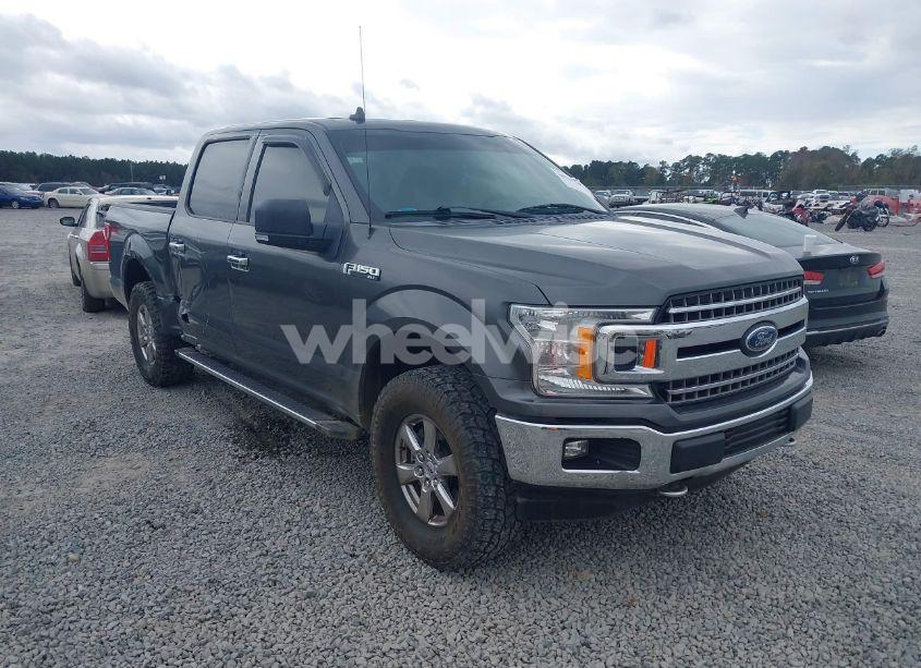2018 Ford F-150 XLT (VIN 1FTEW1E5XJFE72865) main photo