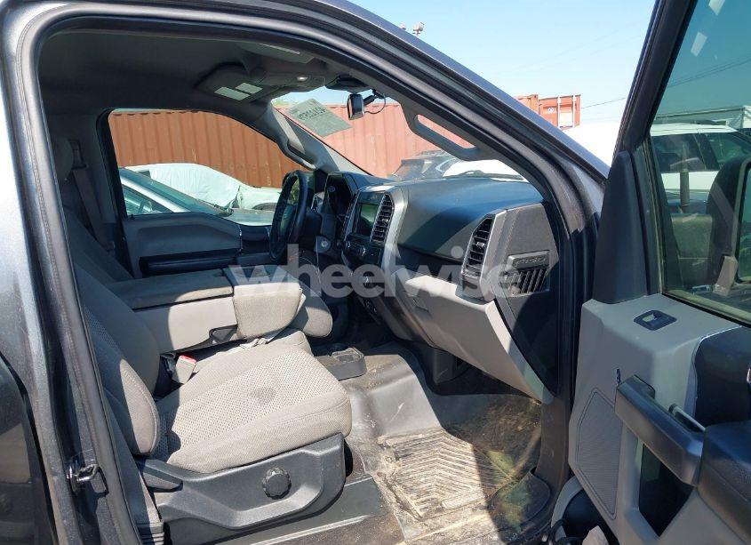 Photo 5 of 2019 Ford F-150 XLT (VIN 1FTEW1E5XKFC11754)