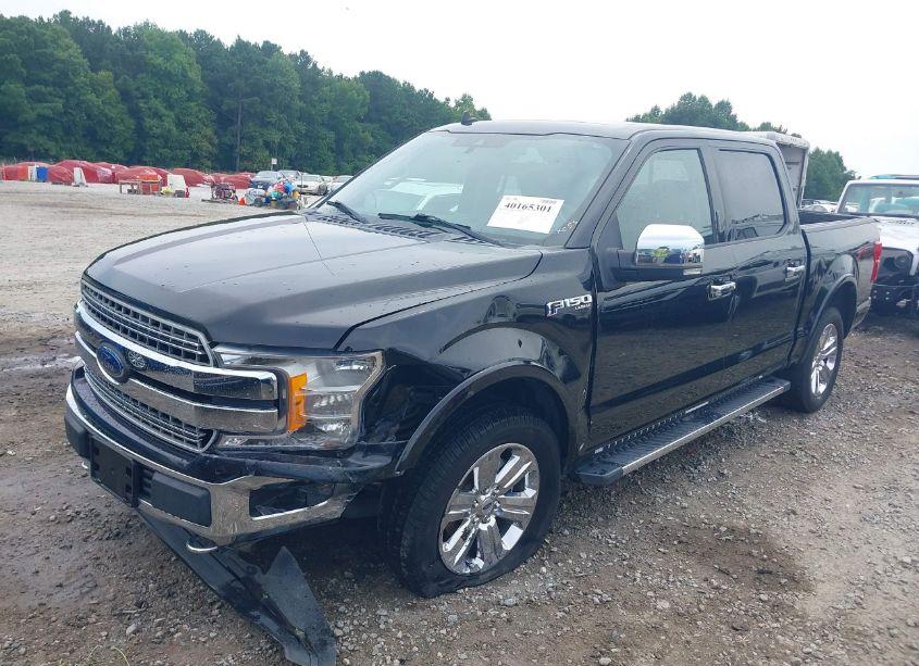 Photo 2 of 2019 Ford F-150 LARIAT (VIN 1FTEW1E5XKFD25401)