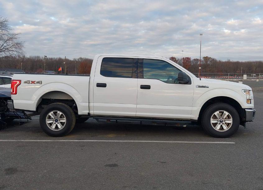 Photo 13 of 2017 Ford F-150 XLT (VIN 1FTEW1E81HFB34422)