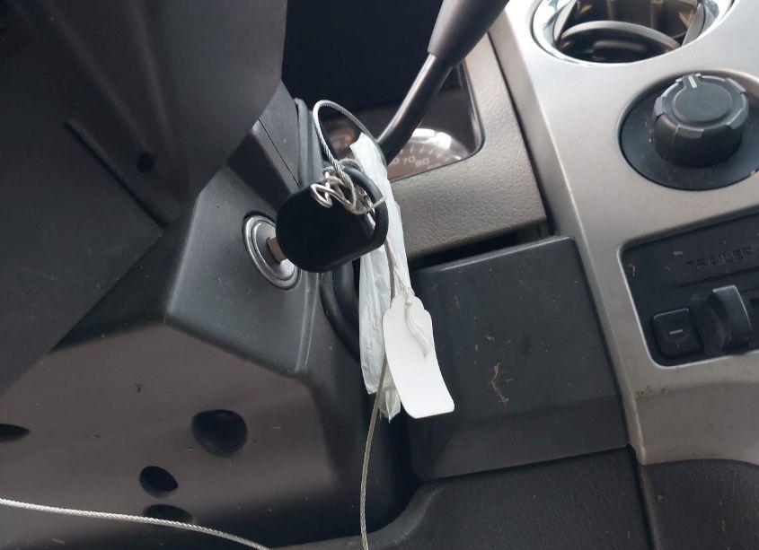 Photo 11 of 2010 Ford F-150 XLT (VIN 1FTEW1E82AFA26204)