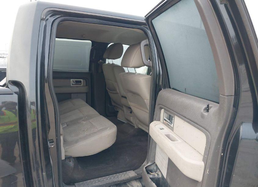 Photo 8 of 2010 Ford F-150 XLT (VIN 1FTEW1E82AFA26204)