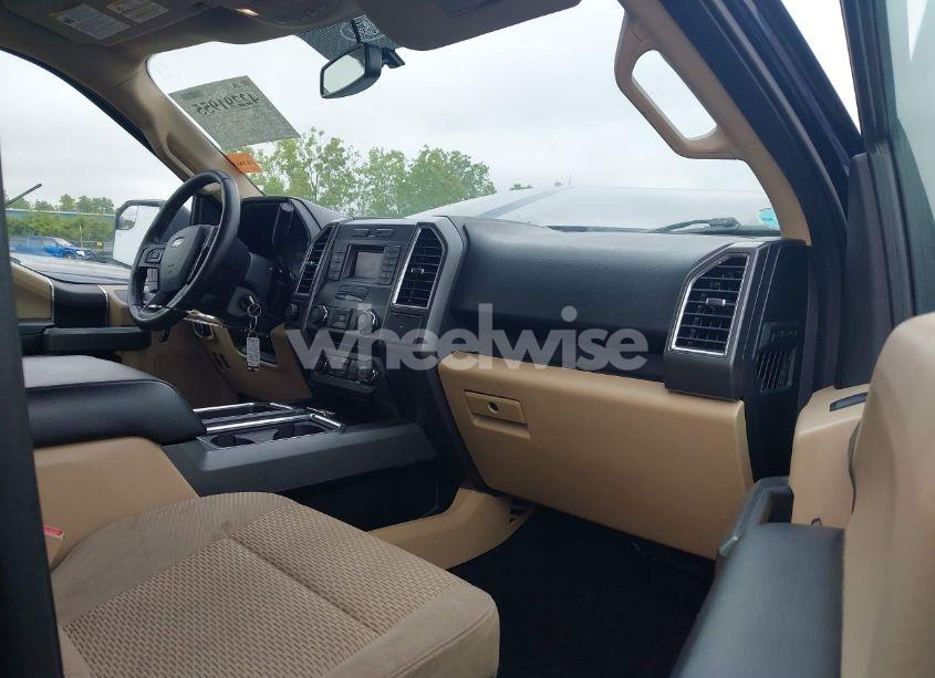 Photo 5 of 2017 Ford F-150 XLT (VIN 1FTEW1E82HFA13883)