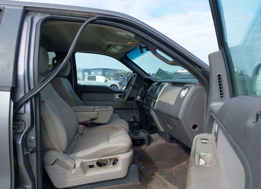 Photo 5 of 2010 Ford F-150 XL/XLT (VIN 1FTEW1E87AFB31174)