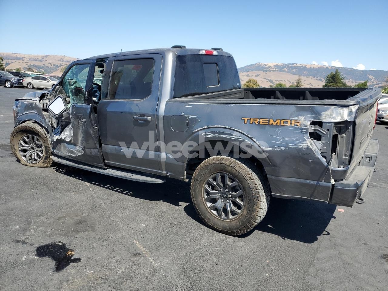 Photo 2 of 2023 FORD F150 SUPERCREW (VIN 1FTEW1E87PFB13136)