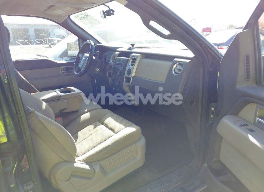 Photo 5 of 2010 Ford F-150 XLT (VIN 1FTEW1E89AFA19296)