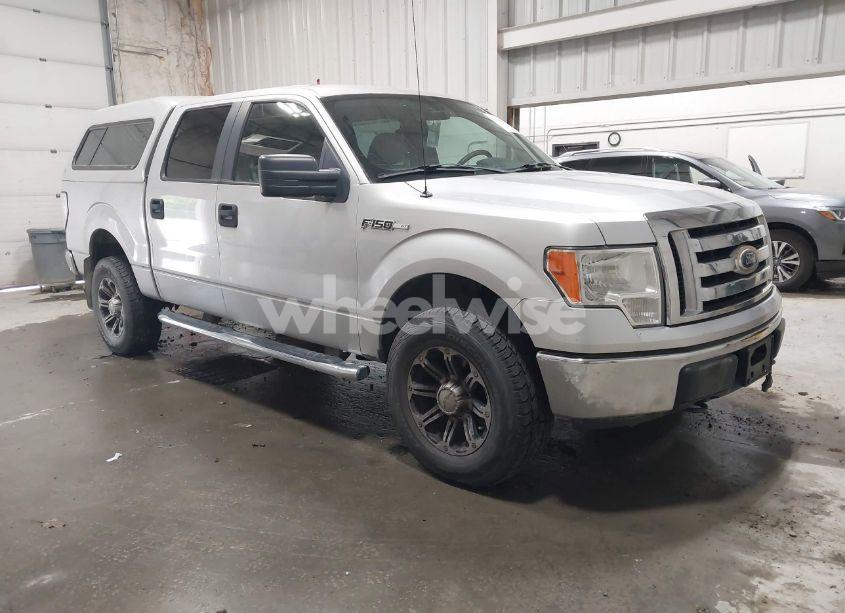2010 Ford F-150 XLT (VIN 1FTEW1E8XAFC11181) main photo