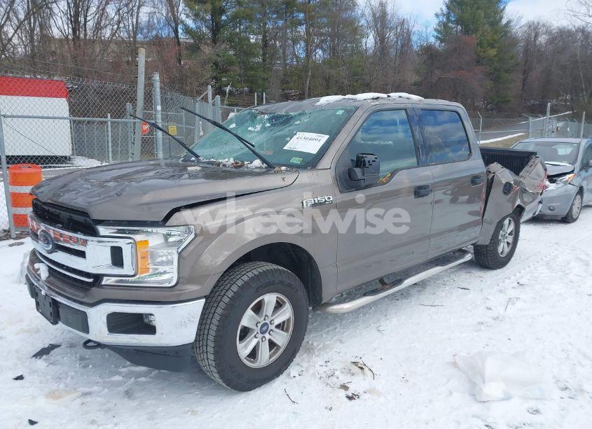 Photo 2 of 2018 Ford F-150 XLT (VIN 1FTEW1EB6JFC63953)