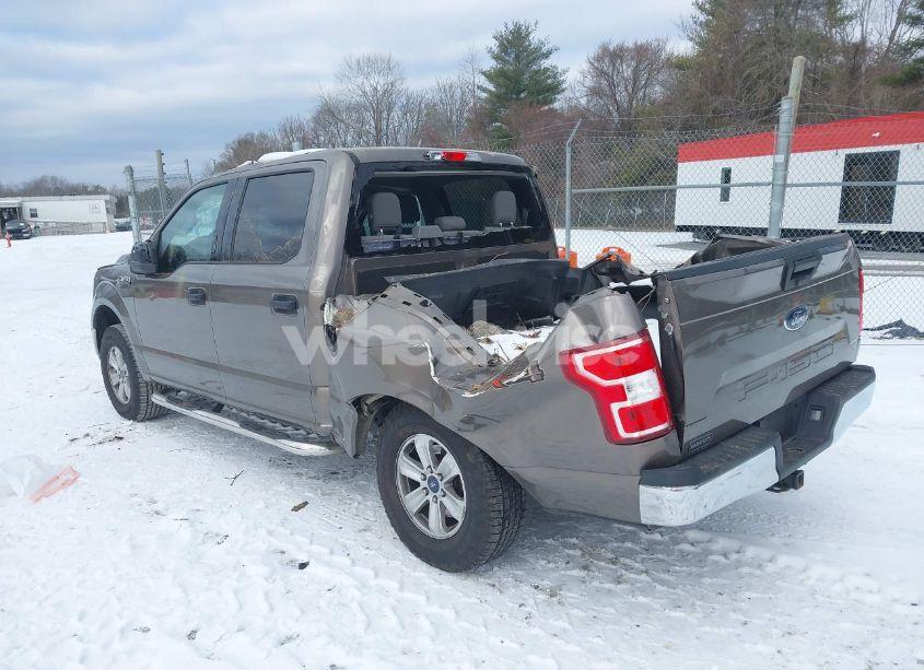 Photo 3 of 2018 Ford F-150 XLT (VIN 1FTEW1EB6JFC63953)