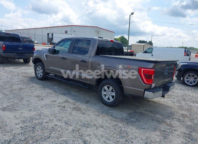 Photo 3 of 2022 Ford F-150 XLT (VIN 1FTEW1EB9NFB50424)