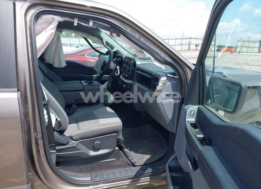 Photo 5 of 2022 Ford F-150 XLT (VIN 1FTEW1EB9NFB50424)