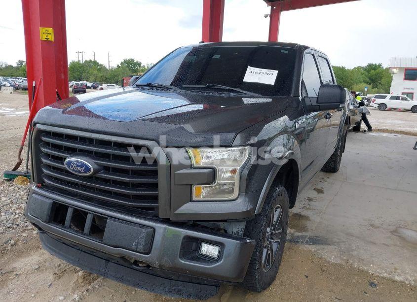 Photo 2 of 2016 Ford F-150 XLT (VIN 1FTEW1EF0GKF36811)
