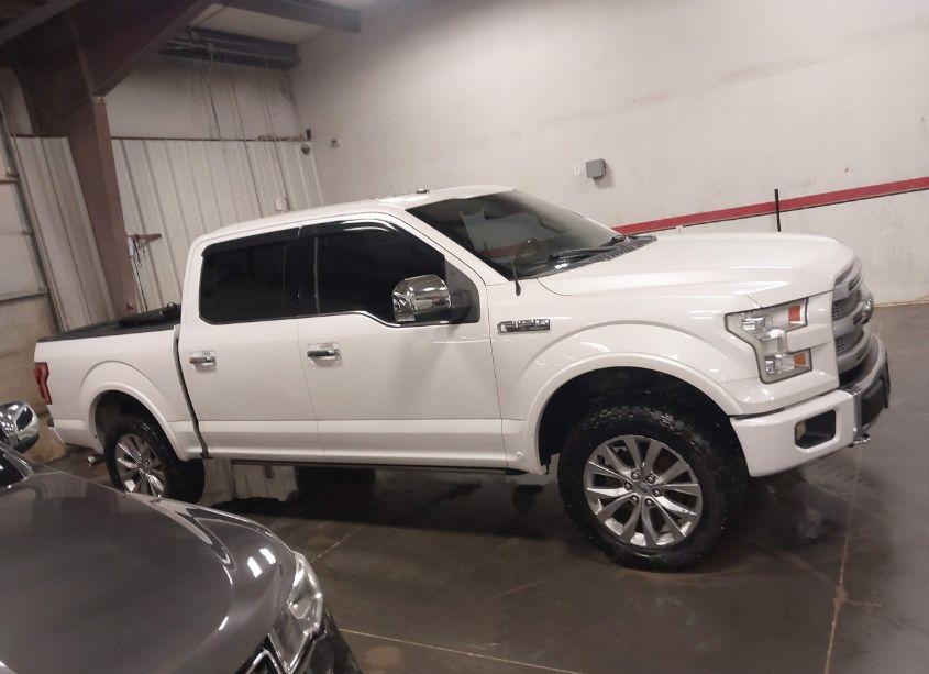 Photo 13 of 2017 Ford F-150 PLATINUM (VIN 1FTEW1EF0HFA93439)