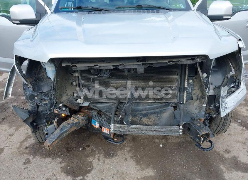 Photo 6 of 2015 Ford F-150 LARIAT (VIN 1FTEW1EF1FFD06332)