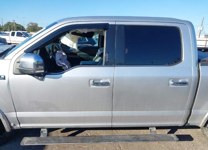 Photo 14 of 2017 Ford F-150 PLATINUM (VIN 1FTEW1EF2HFA33498)