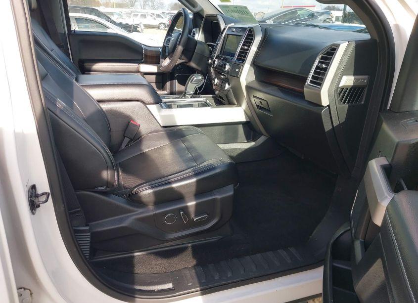 Photo 5 of 2015 Ford F-150 LARIAT (VIN 1FTEW1EF3FFA96932)