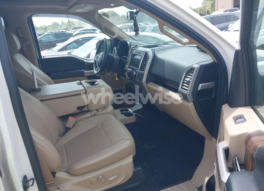 Photo 5 of 2016 Ford F-150 LARIAT (VIN 1FTEW1EF3GFA69098)