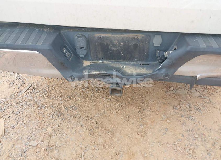 Photo 6 of 2016 Ford F-150 LARIAT (VIN 1FTEW1EF3GFA69098)