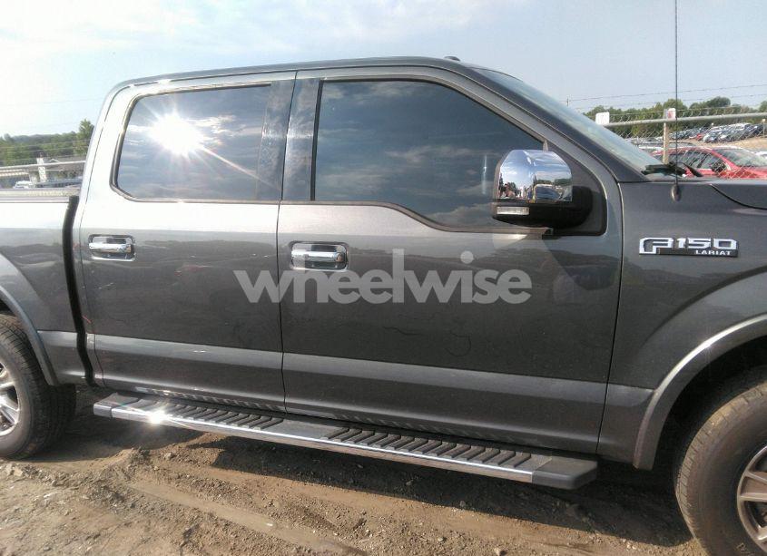 Photo 13 of 2016 Ford F-150 LARIAT (VIN 1FTEW1EF3GFB49968)