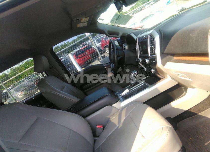 Photo 5 of 2016 Ford F-150 LARIAT (VIN 1FTEW1EF3GFB49968)